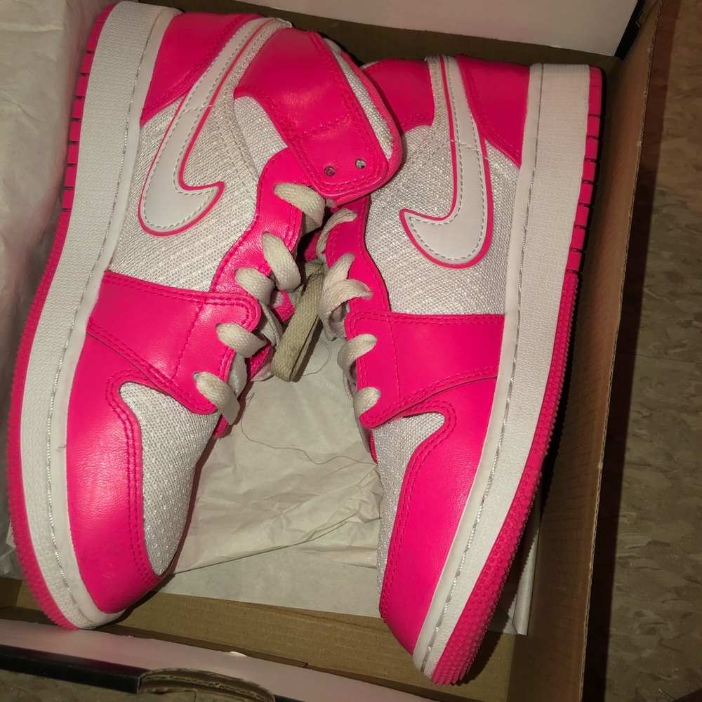 Air Jordan 1 mid